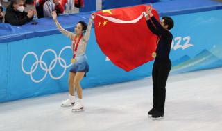 双人滑韩聪隋文静夺冠 双人滑韩聪隋文静夺冠